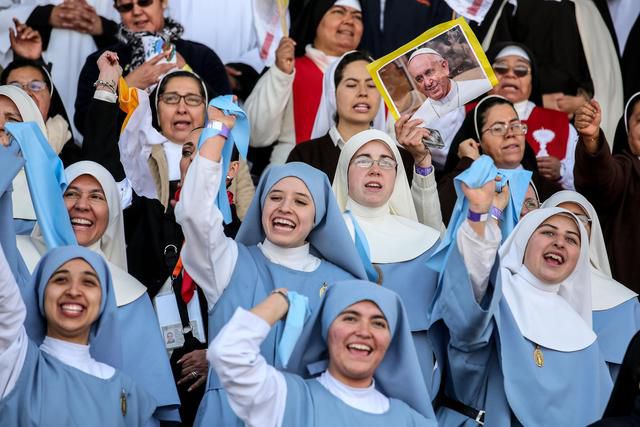 Nuns attend a mass celebrated by Pope Francis with priests, religious, seminarians, in Venustiano Carranza stadium, Morelia, Mexico, 16 February 2016. ANSA/ ALESSANDRO DI MEO