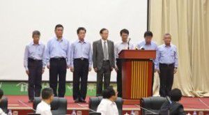 Đại hiện tập đoàn Fomosa Hà Tĩnh xin lỗi trong buổi họp báo, chiều 30/6/2016 tại Hà Nội