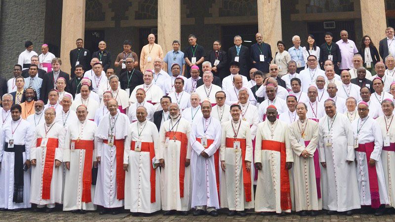 asian-bishops-at-the-basilica-of-our-lady-of-lanka