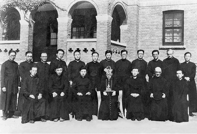 NK-Priests_and_bishop_Francis_Borgia