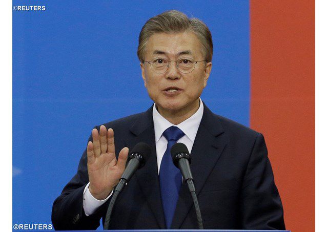 Tổng thống Hàn quốc Moon Jae-in - REUTERS
